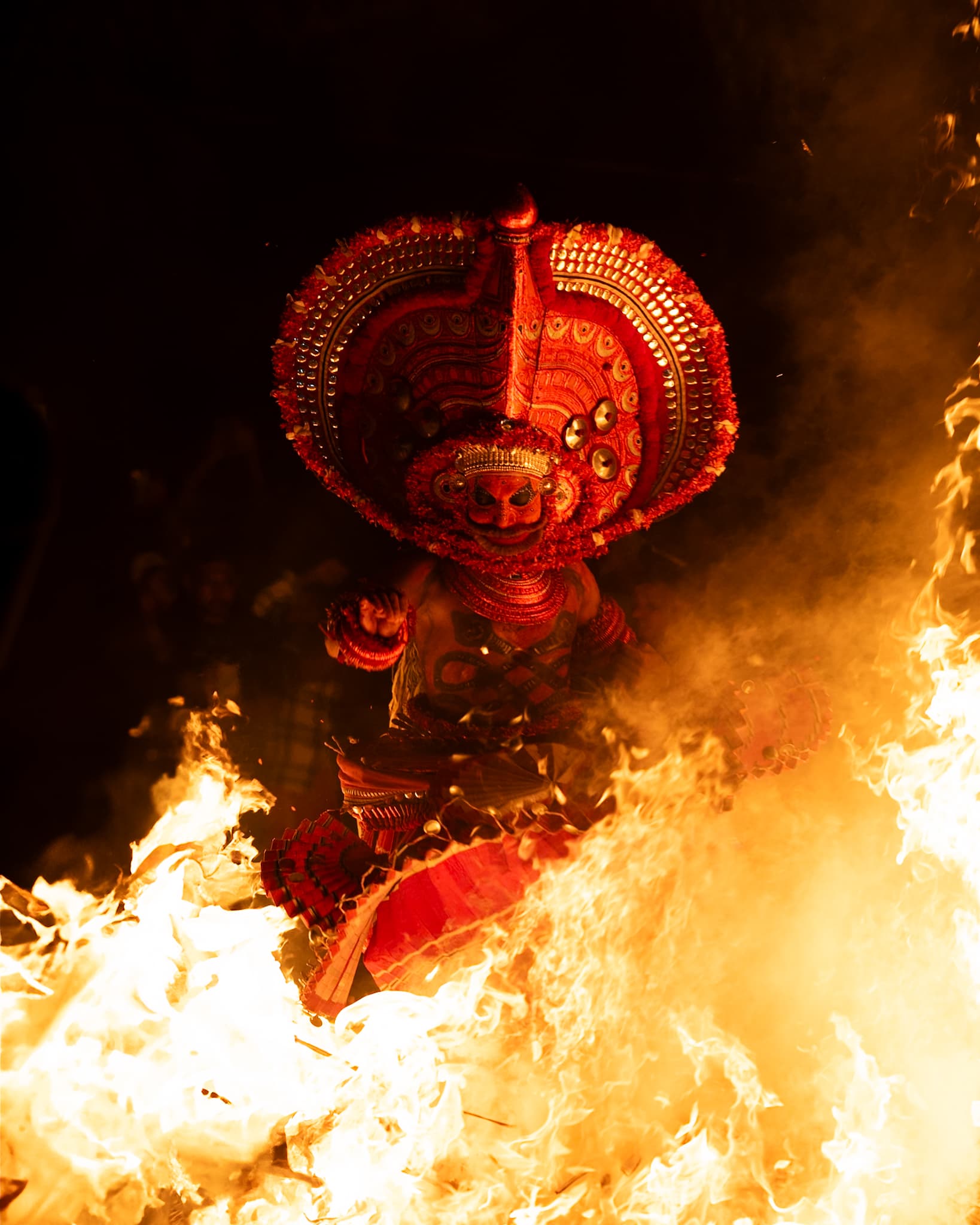 Kandanar kelan theyyam
