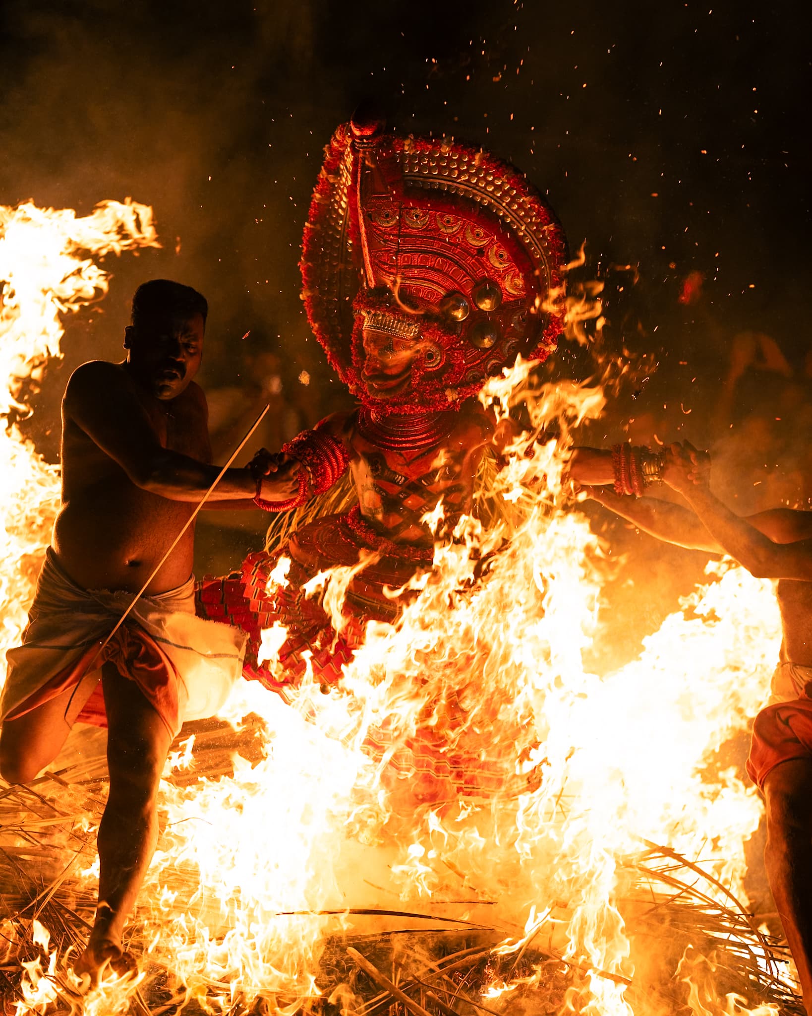 Kandanar kelan theyyam